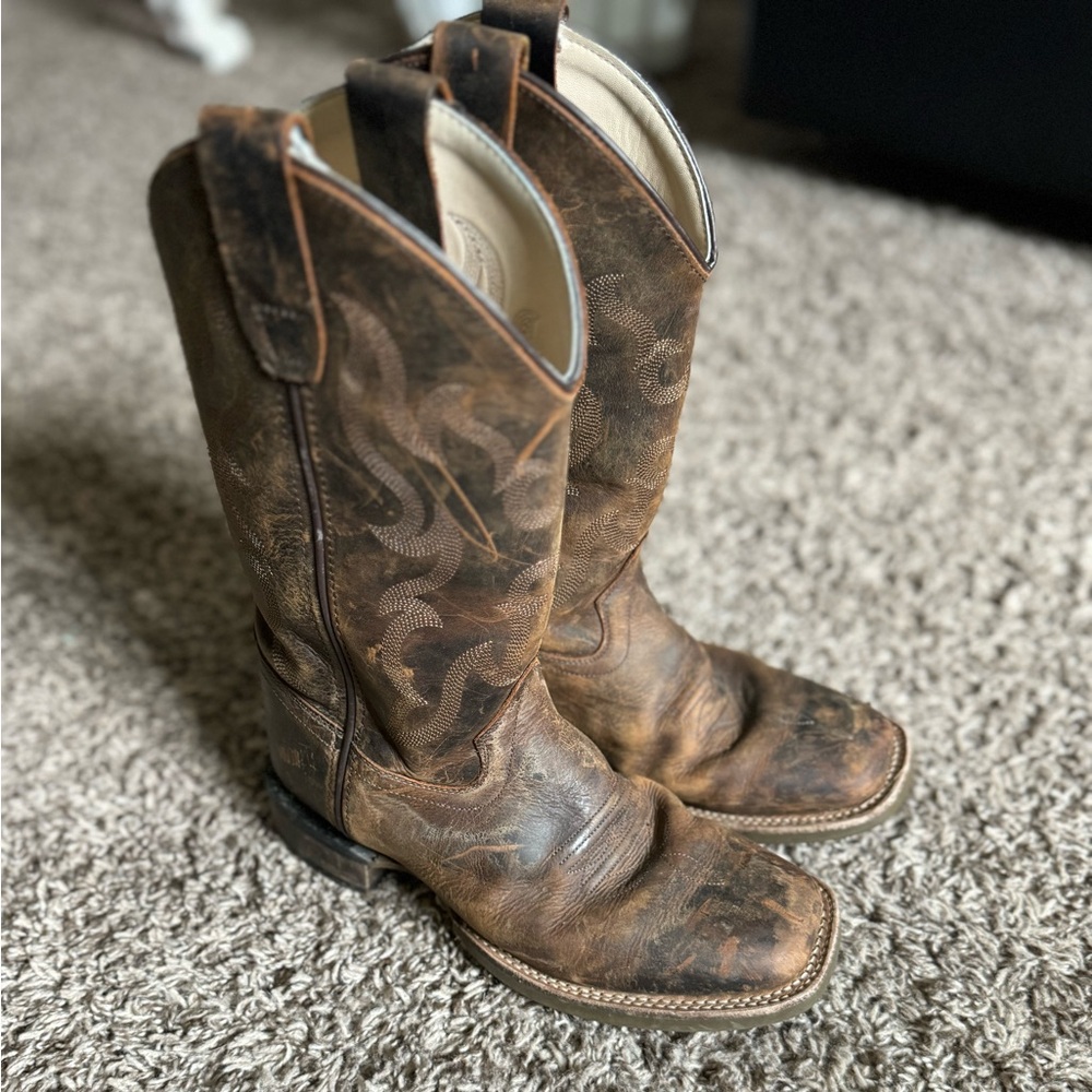 Size 5 boots